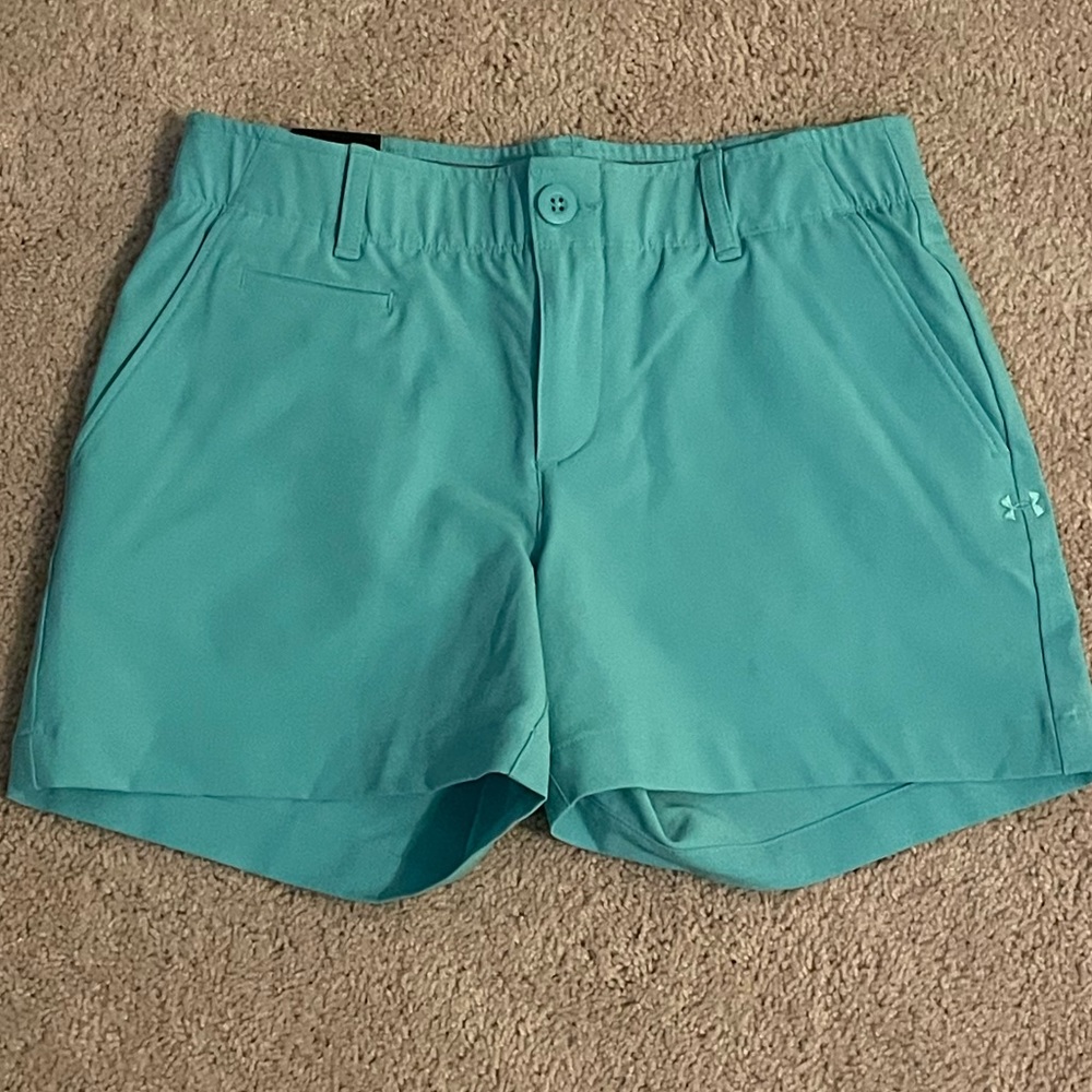 Under Armour Womens 4” Shorts NWT